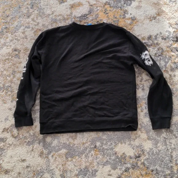 Adidas Sweater - Picture 4 of 5